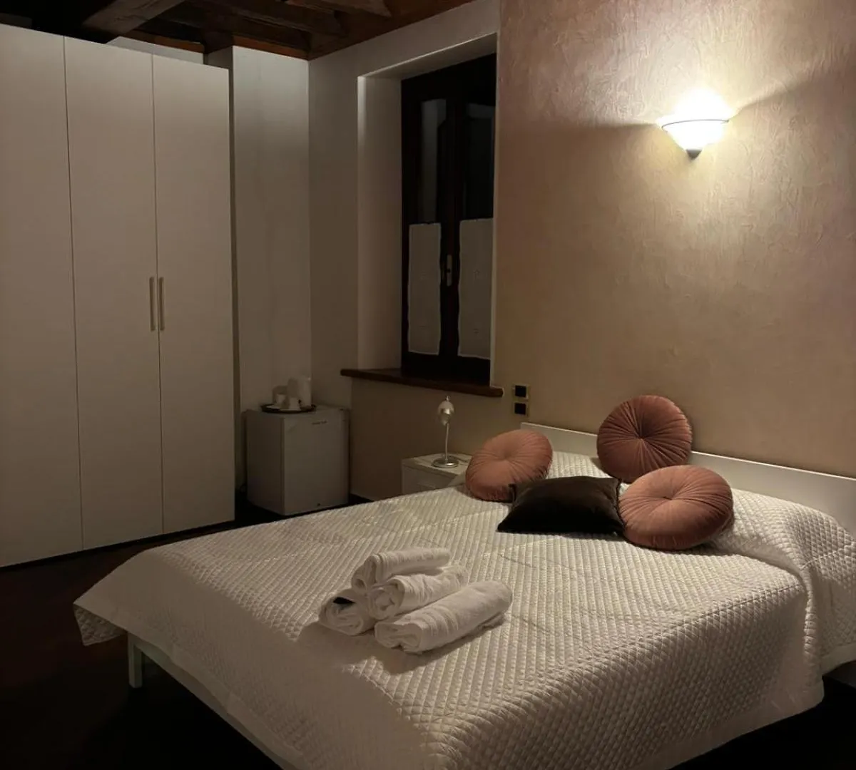 Borgo Dei Duchi Bed and Breakfast Rivarolo Mantovano Bed & Breakfast